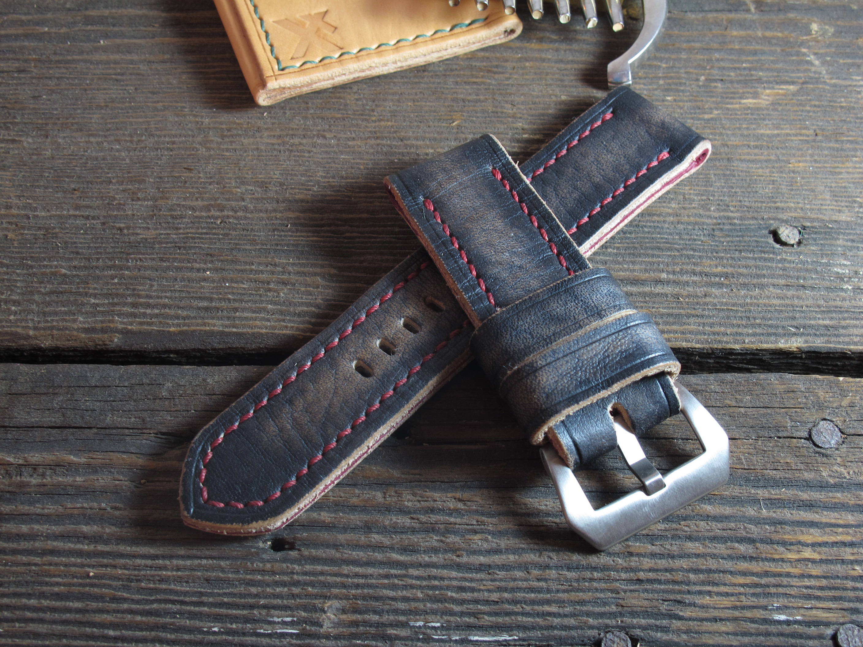 "Argo II" handmade leather strap